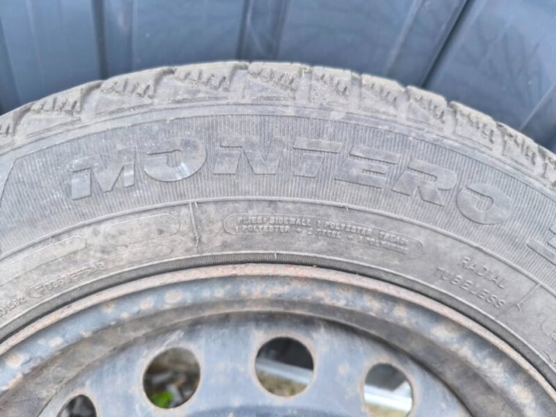 Komplet kół 4x100 z oponami zimowymi Fulda Montero 3