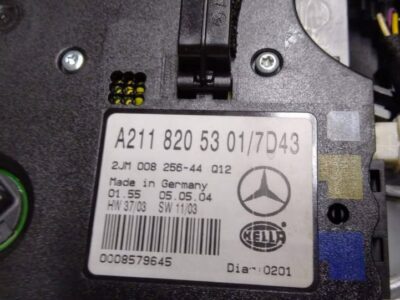 Panel oświetlenia wnętrza A2118205301 Mercedes
