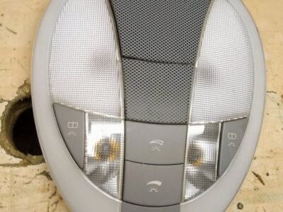 Panel oświetlenia wnętrza 2118202201 Mercedes