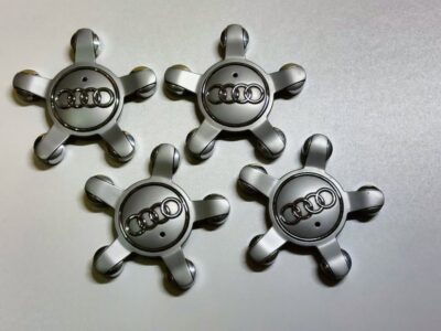 Komplet dekielków Audi 8R0601165