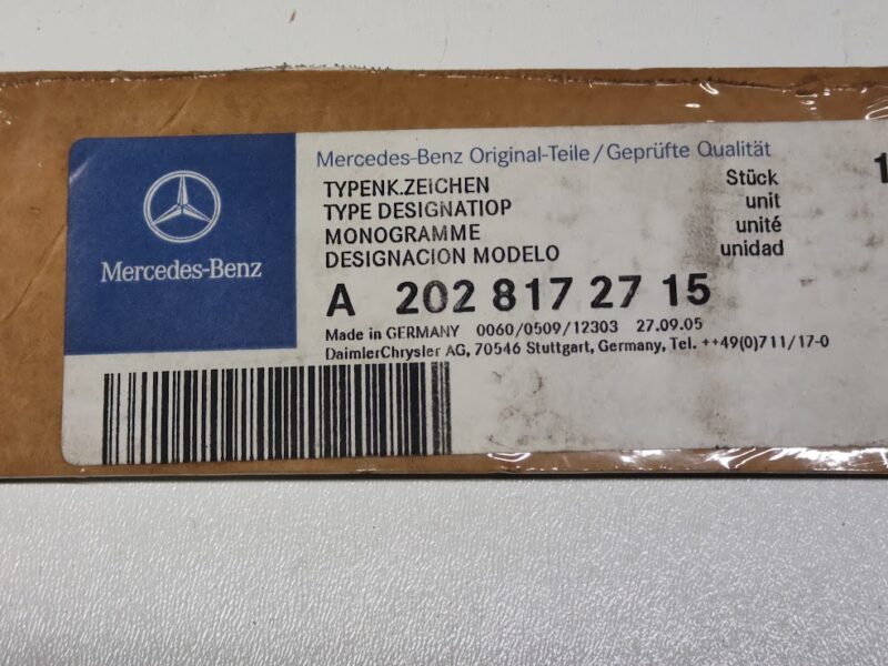 Emblemat MERCEDES 2028172715